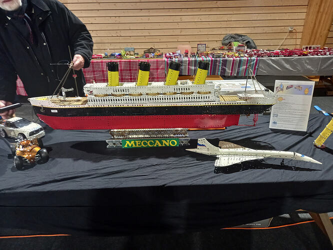 Meccano (1)