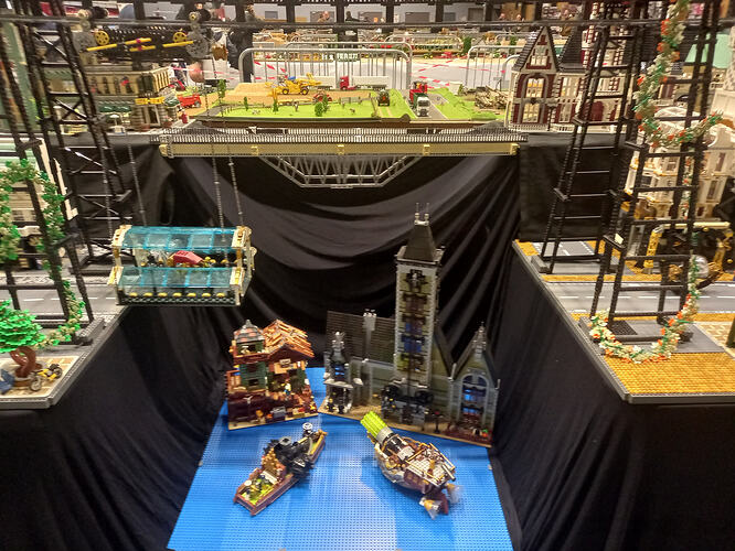 de gauche à droite (8)