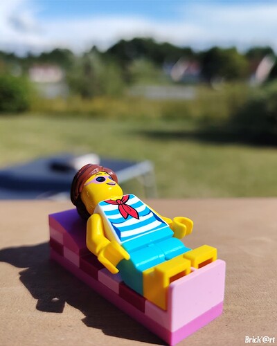 Aurélie fait bronzette