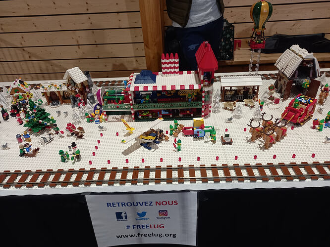 de gauche à droite (2)