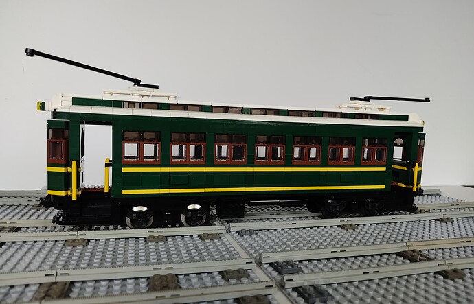 Tramway de ligne et tramway de maintenance 009
