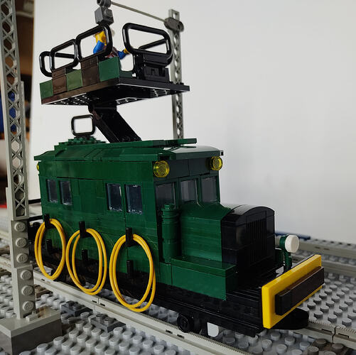 Tracteur … Tourelle Decauville  de La Mure  livr‚ en 1931et son wagonnet( en cours) 016