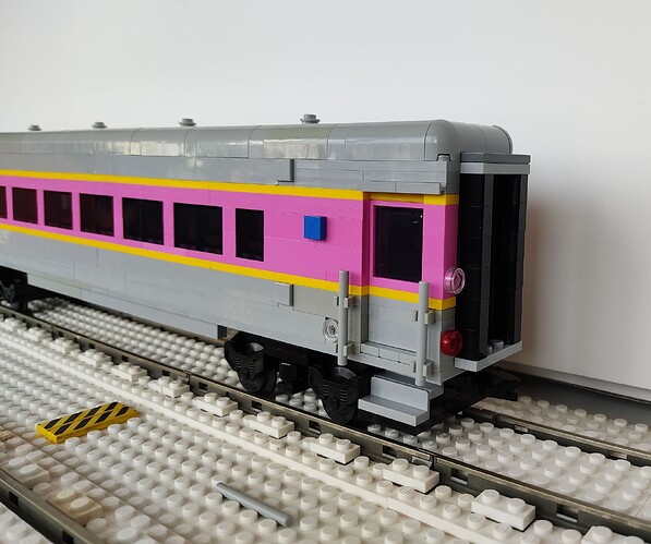 MBTA 2 voitureset 1 locomotive Heritage 003
