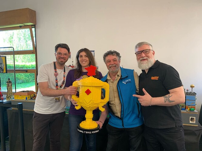 Johann, Laure, Hervé et Sébastien, Legomaster