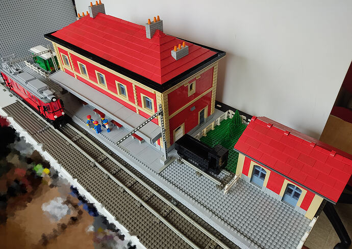 Evolution de la Gare de la Mure et un local petit 001