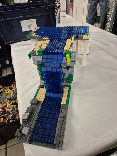 17651211672096165977957074156726