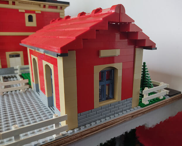 Evolution de la Gare de la Mure et un local petit 024