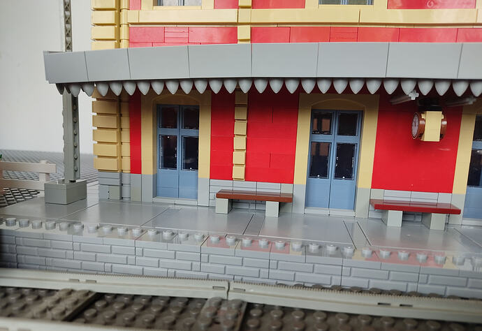 Evolution de la Gare de la Mure et un local petit 007