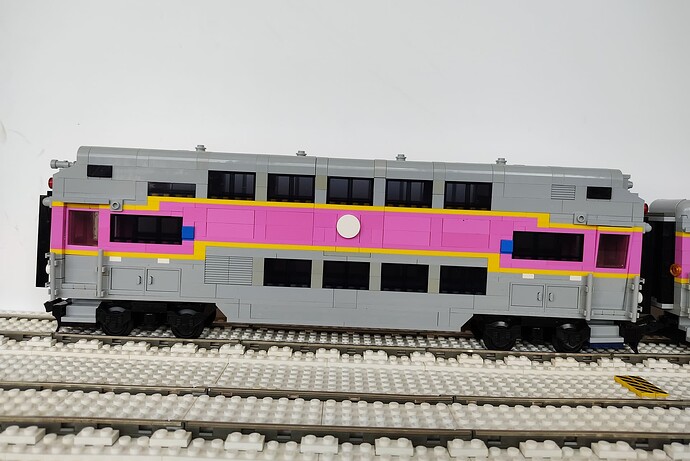 MBTA 2 voitureset 1 locomotive Heritage 006