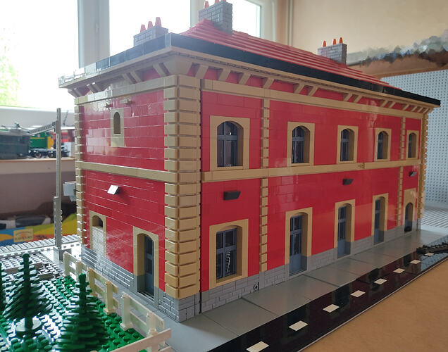Evolution de la Gare de la Mure et un local petit 014