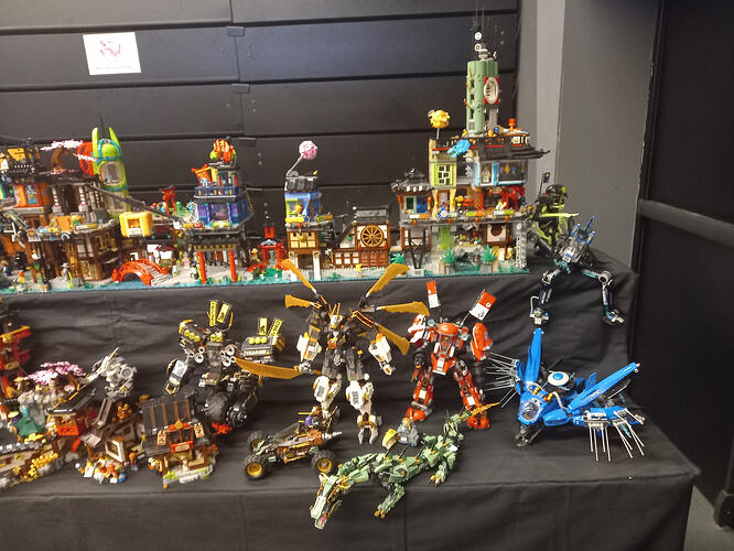 de gauche à droite (5)