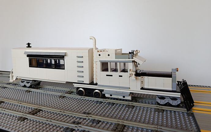 un train trŠs ‚trange 002