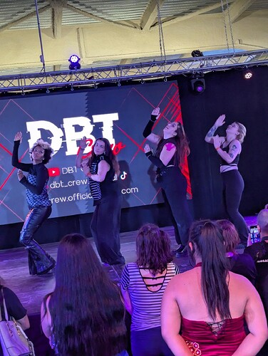 02 DBT