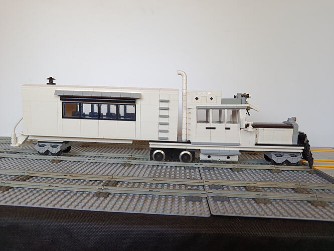 un train trŠs ‚trange 003