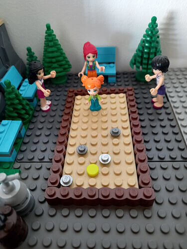 05_Je joue_à_la_pétanque_avec_mamie_et_maman par Brigitte D.
